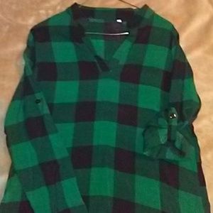 Green and black buffalo print tunic shirt